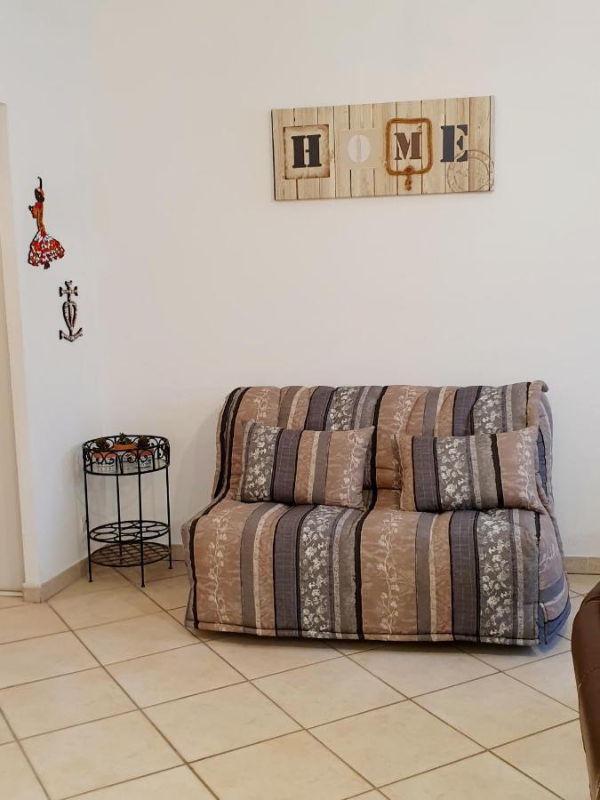נים Entre Arenes Et Maison Carree מראה חיצוני תמונה